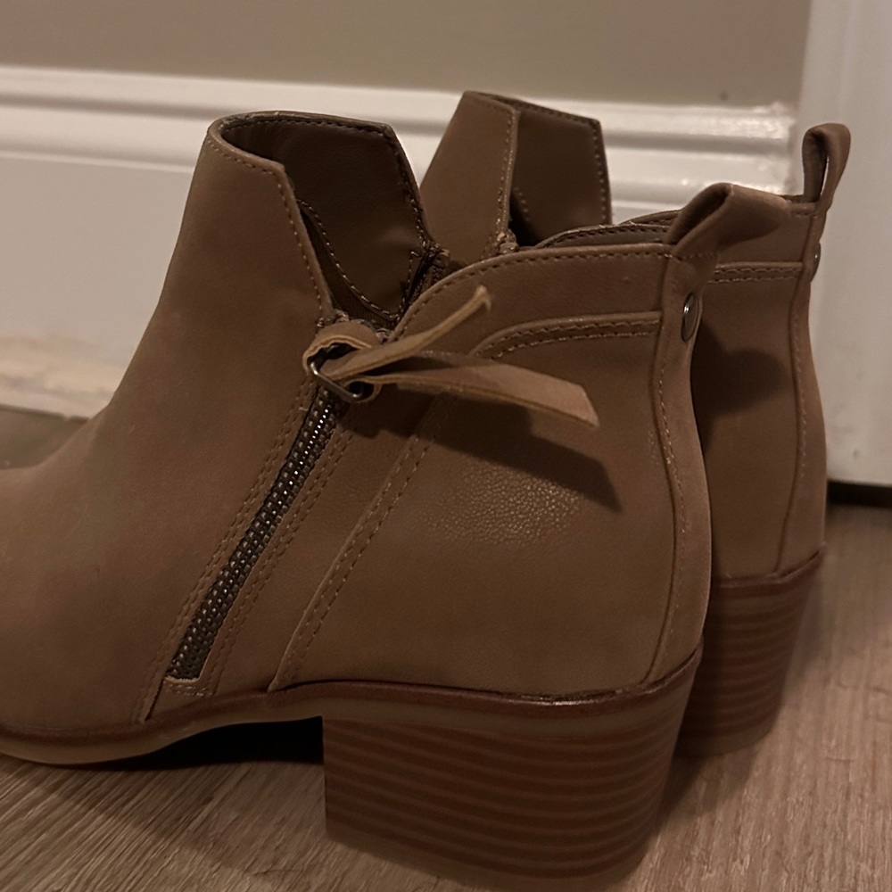 MIA TAUPE BOOTIE, NWT